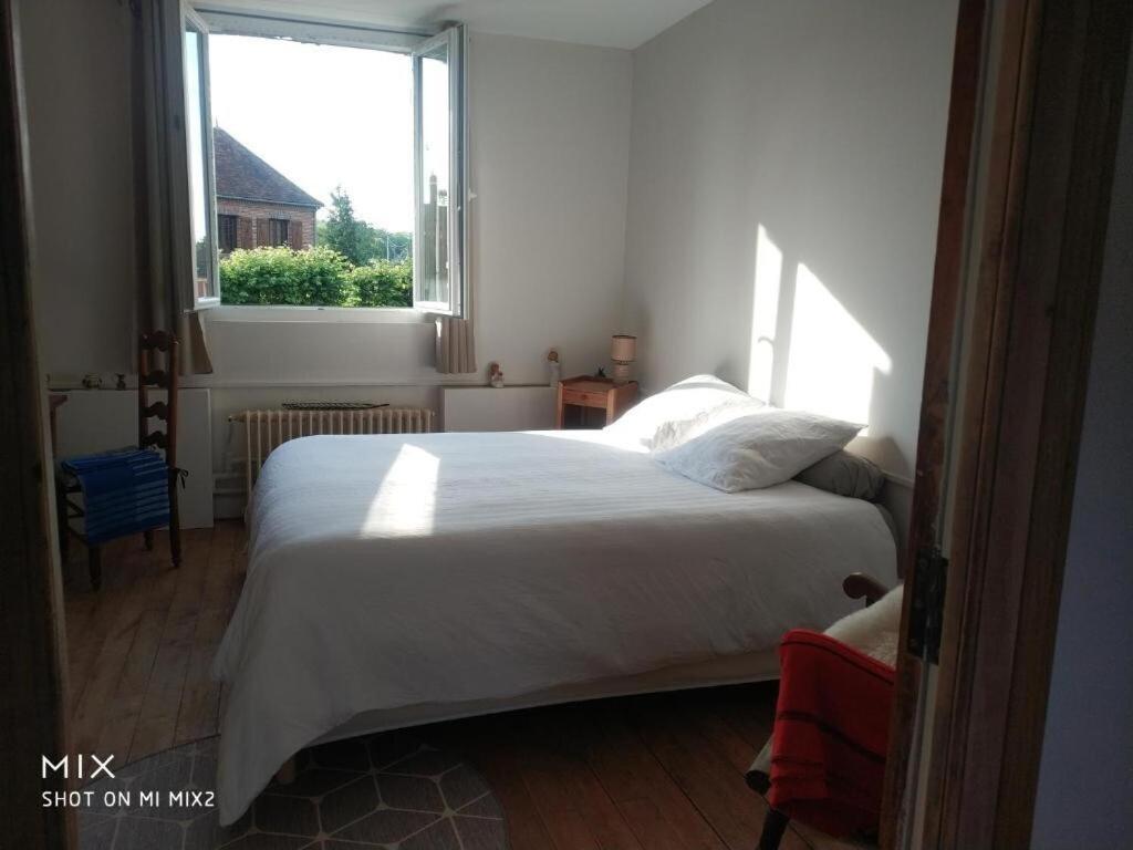 Chambre Calme Et Accueillante 13 Kmtrs Aeroport, Parking Gratuit, Navette Gare Ou Aeroport Saint-Germain-la-Poterie Kültér fotó