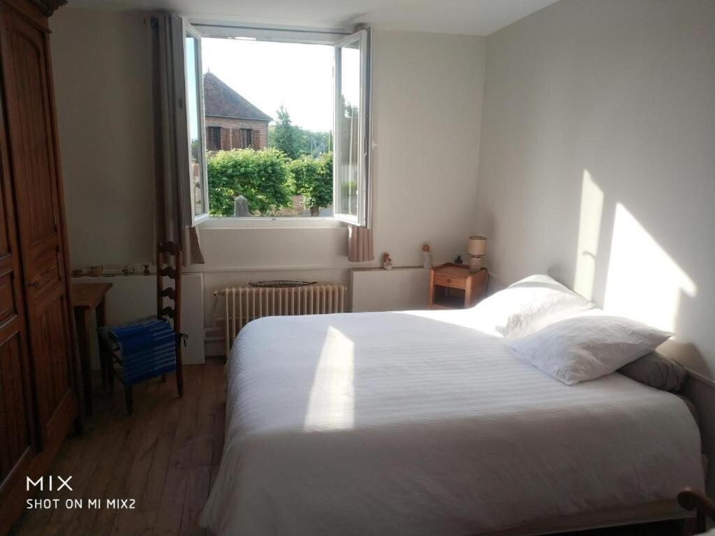 Chambre Calme Et Accueillante 13 Kmtrs Aeroport, Parking Gratuit, Navette Gare Ou Aeroport Saint-Germain-la-Poterie Kültér fotó